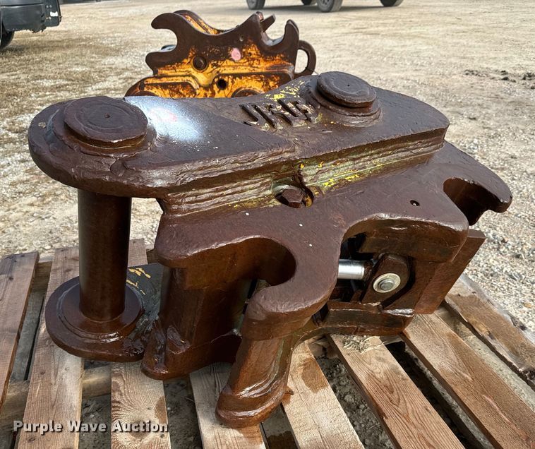 image for item NI9695 JRB  excavator quick coupler