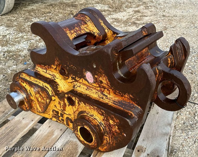 image for item NI9696 JRB  excavator quick coupler