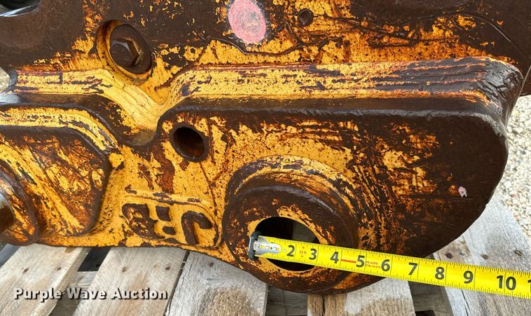 image for item NI9696 JRB  excavator quick coupler