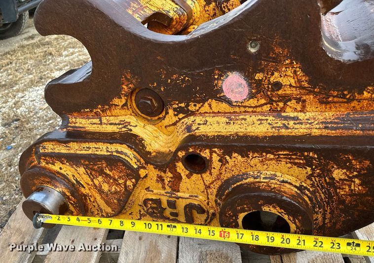 image for item NI9696 JRB  excavator quick coupler