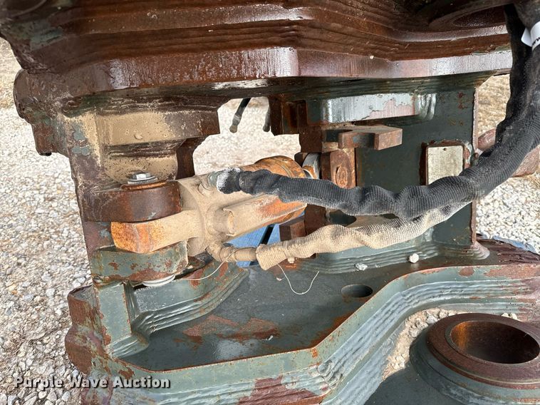 image for item NI9698 JRB PC600LC-7  excavator quick coupler