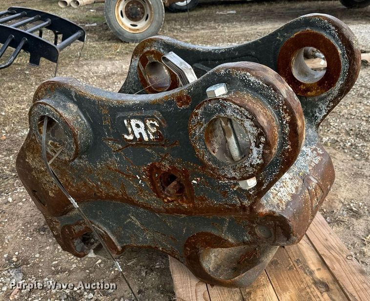 image for item NI9702 JRB  excavator quick coupler