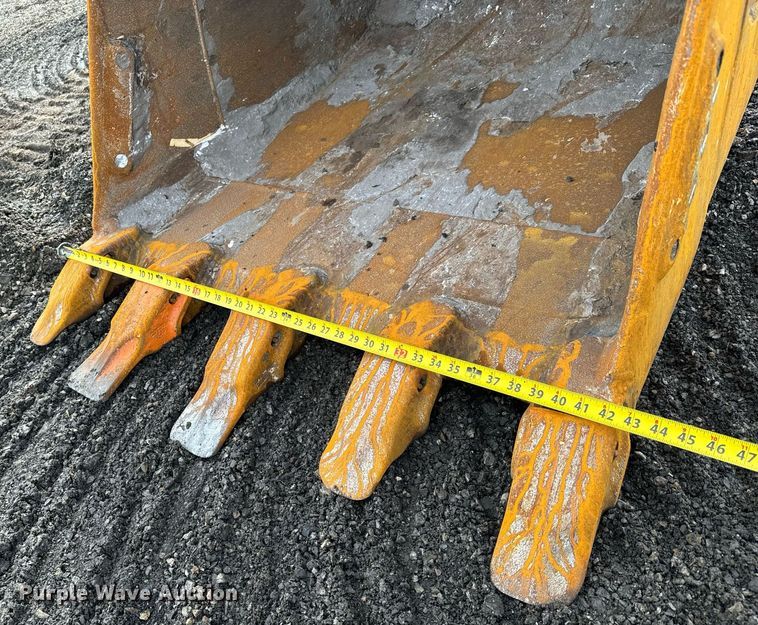 image for item NI9708 1998 John Deere 230LC  excavator