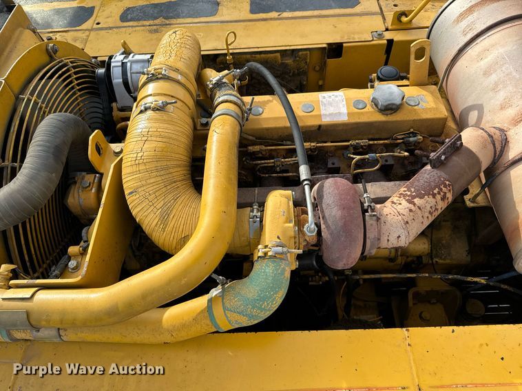 image for item NI9708 1998 John Deere 230LC  excavator