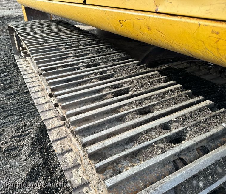 image for item NI9708 1998 John Deere 230LC  excavator