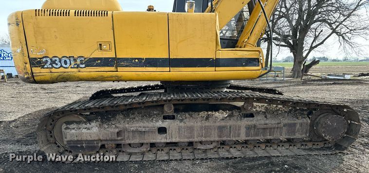 image for item NI9708 1998 John Deere 230LC  excavator