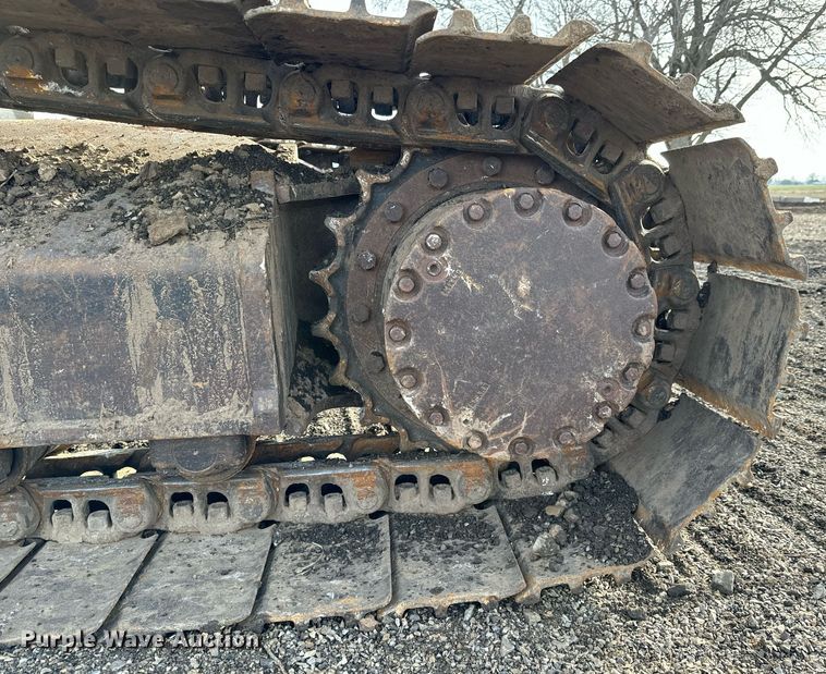 image for item NI9708 1998 John Deere 230LC  excavator