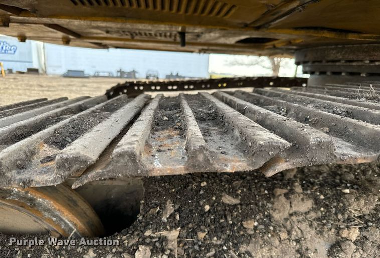 image for item NI9708 1998 John Deere 230LC  excavator