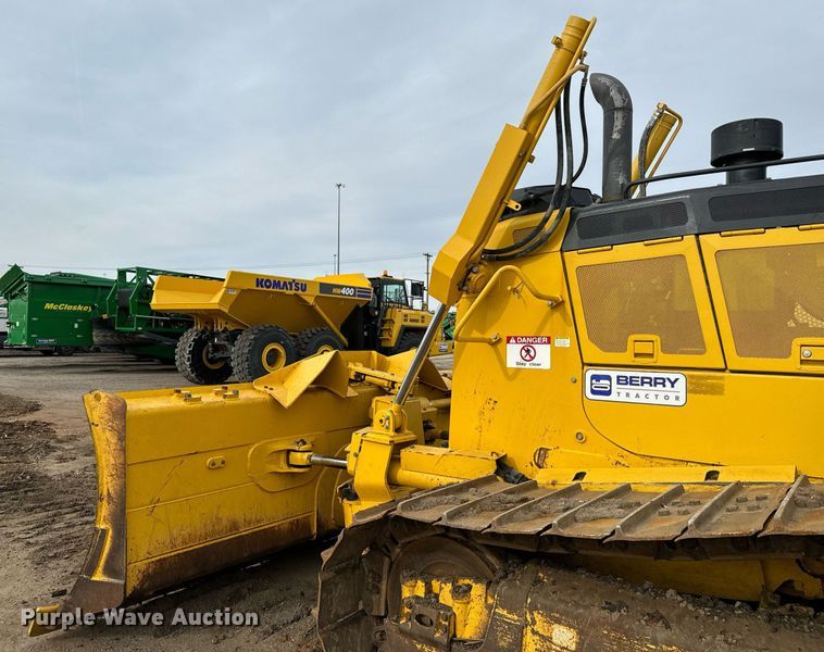 image for item NI9709 2019 Komatsu D65PXI-18  dozer