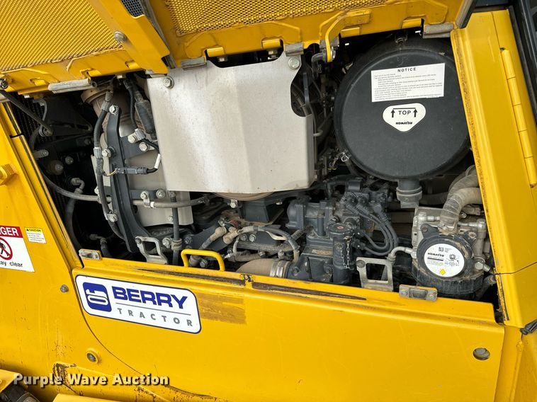 image for item NI9709 2019 Komatsu D65PXI-18  dozer