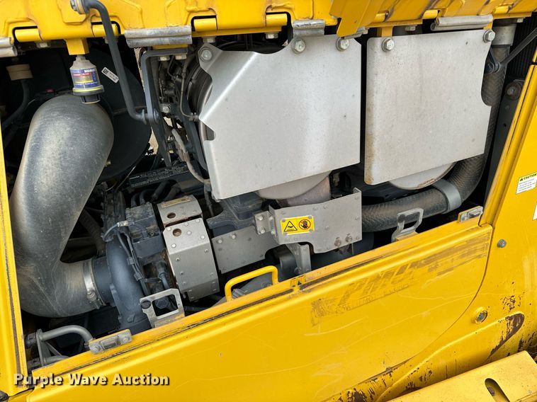 image for item NI9709 2019 Komatsu D65PXI-18  dozer