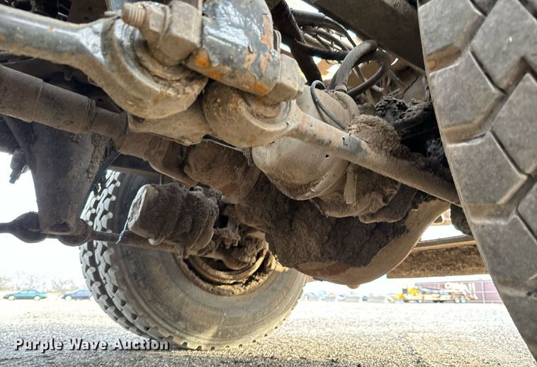 image for item NI9712 2007 Sterling L9500  roll-off container truck