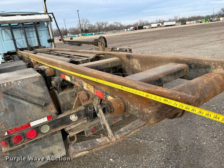 image for item NI9712 2007 Sterling L9500  roll-off container truck