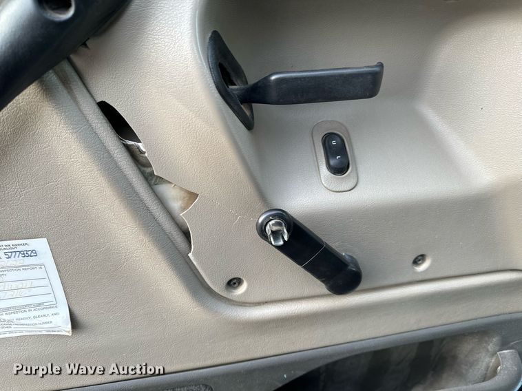 image for item NI9712 2007 Sterling L9500  roll-off container truck