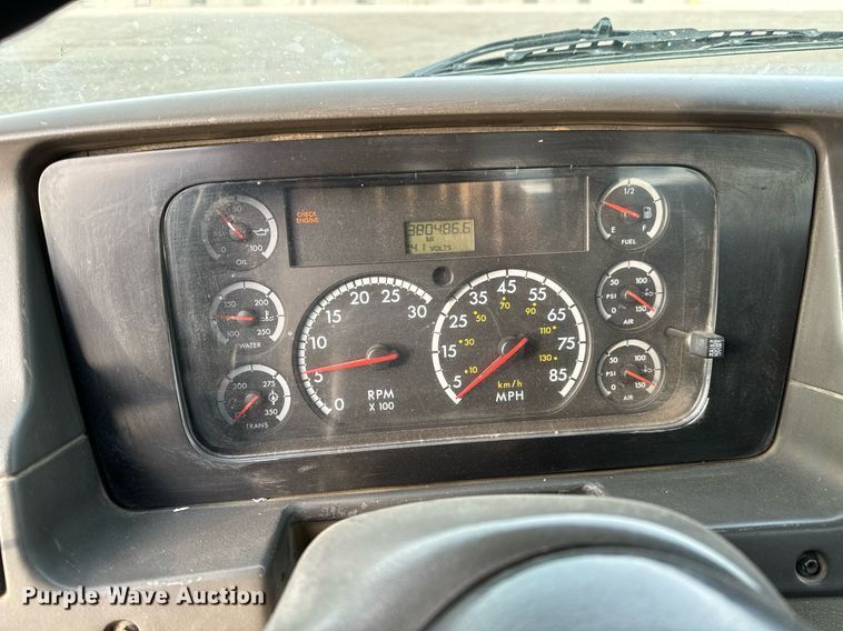 image for item NI9712 2007 Sterling L9500  roll-off container truck