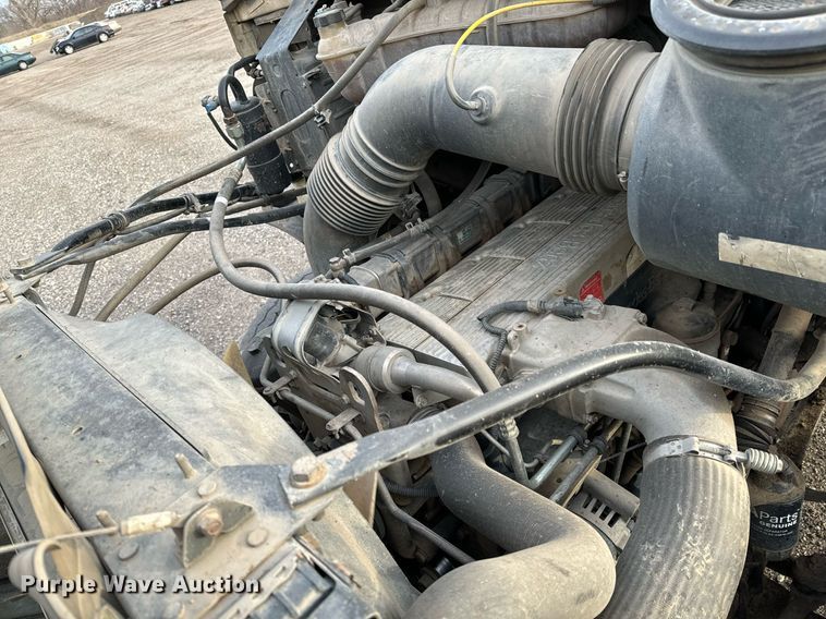 image for item NI9712 2007 Sterling L9500  roll-off container truck