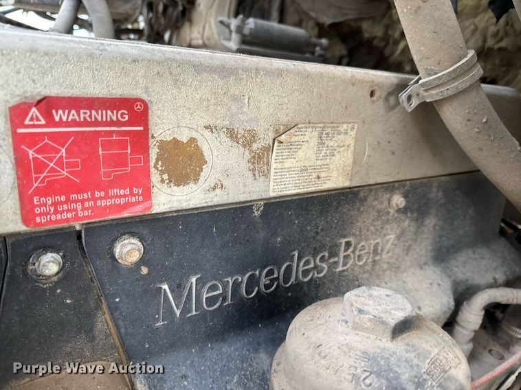 image for item NI9712 2007 Sterling L9500  roll-off container truck