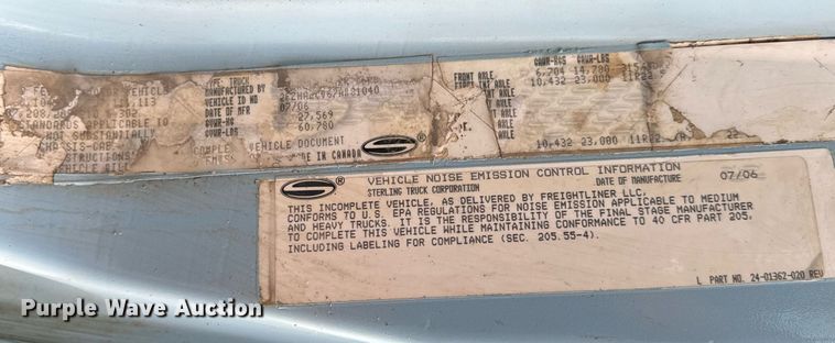 image for item NI9712 2007 Sterling L9500  roll-off container truck