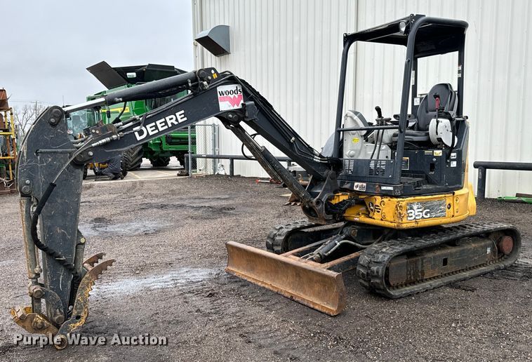 image for item NI9717 2015 John Deere 35G  mini excavator