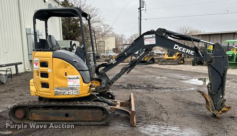 image for item NI9717 2015 John Deere 35G  mini excavator
