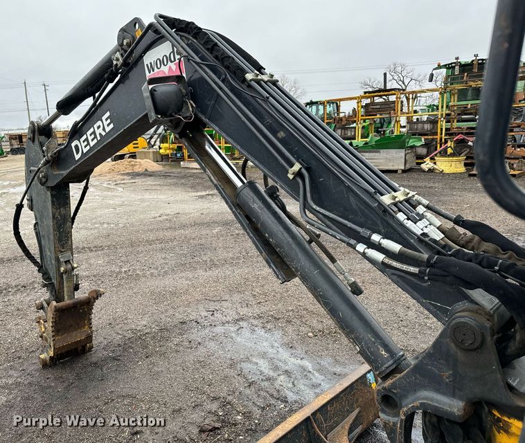 image for item NI9717 2015 John Deere 35G  mini excavator