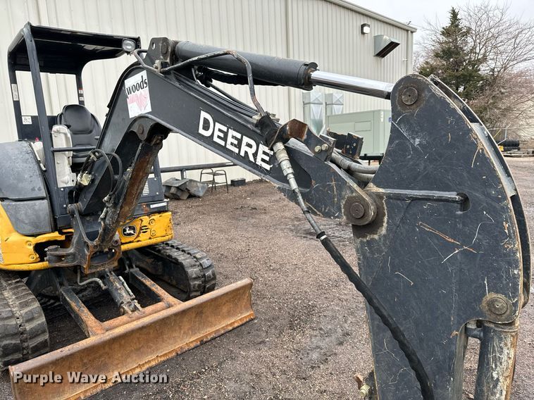 image for item NI9717 2015 John Deere 35G  mini excavator