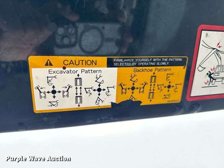 image for item NI9717 2015 John Deere 35G  mini excavator