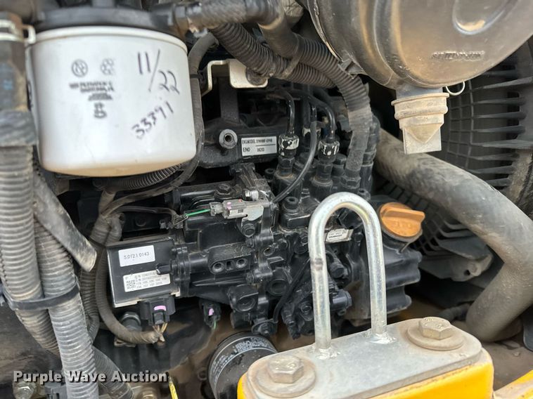 image for item NI9717 2015 John Deere 35G  mini excavator