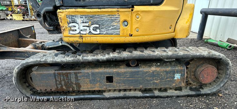 image for item NI9717 2015 John Deere 35G  mini excavator