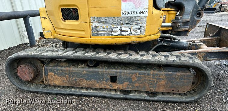 image for item NI9717 2015 John Deere 35G  mini excavator