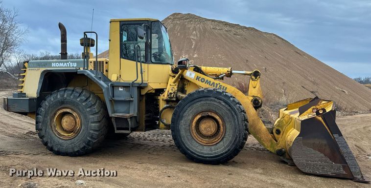 image for item NM9223 1999 Komatsu  WA450 wheel loader