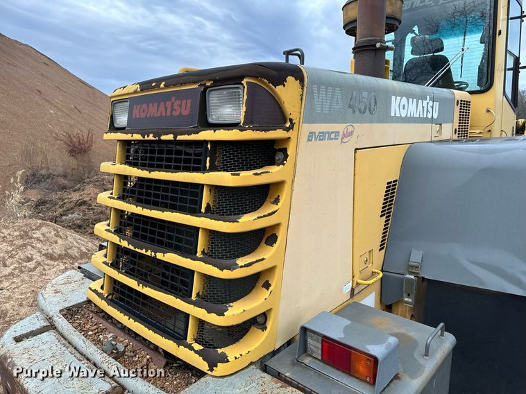 image for item NM9223 1999 Komatsu  WA450 wheel loader