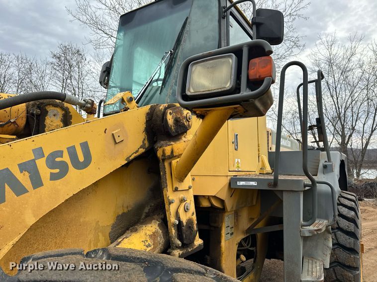 image for item NM9223 1999 Komatsu  WA450 wheel loader