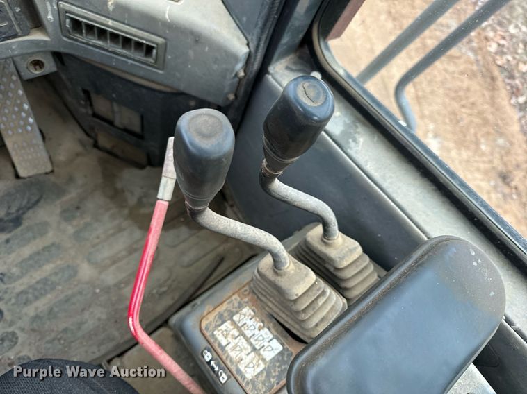 image for item NM9223 1999 Komatsu  WA450 wheel loader