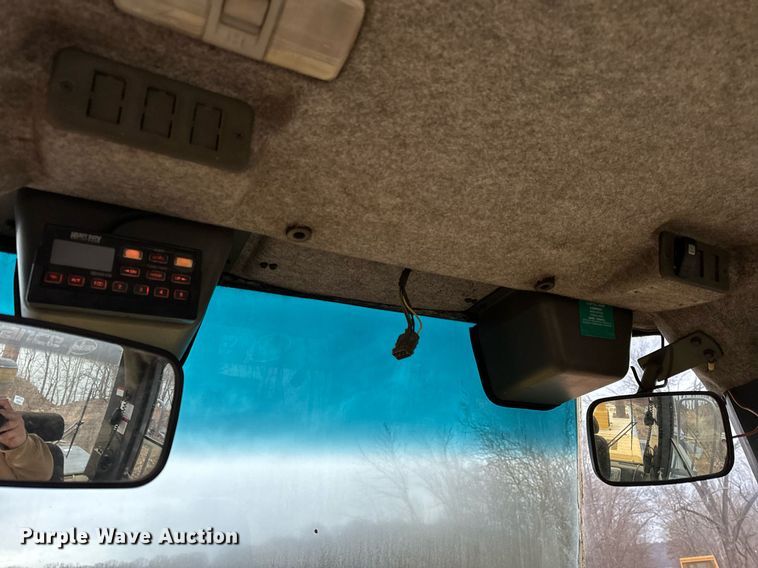 image for item NM9223 1999 Komatsu  WA450 wheel loader