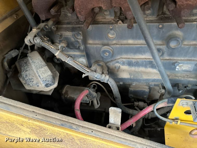 image for item NM9223 1999 Komatsu  WA450 wheel loader