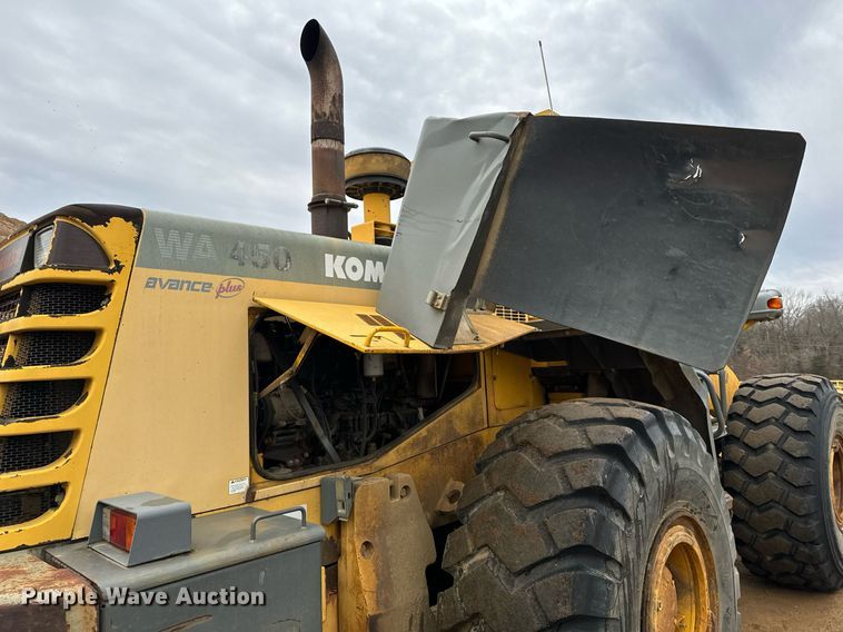 image for item NM9223 1999 Komatsu  WA450 wheel loader