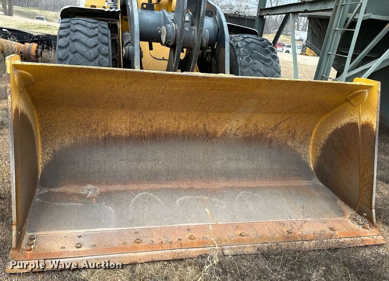 image for item NM9225 2011 John Deere 644K wheel loader