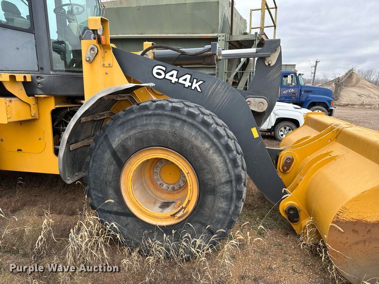 image for item NM9225 2011 John Deere 644K wheel loader
