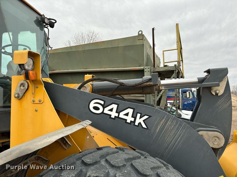 image for item NM9225 2011 John Deere 644K wheel loader