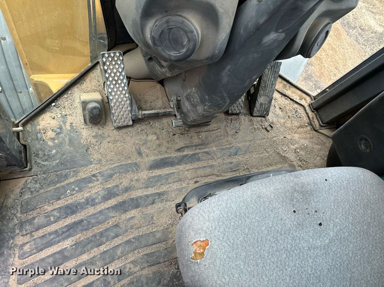 image for item NM9225 2011 John Deere 644K wheel loader