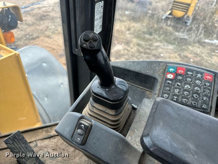 image for item NM9225 2011 John Deere 644K wheel loader