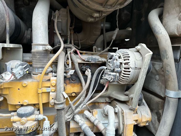 image for item NM9225 2011 John Deere 644K wheel loader