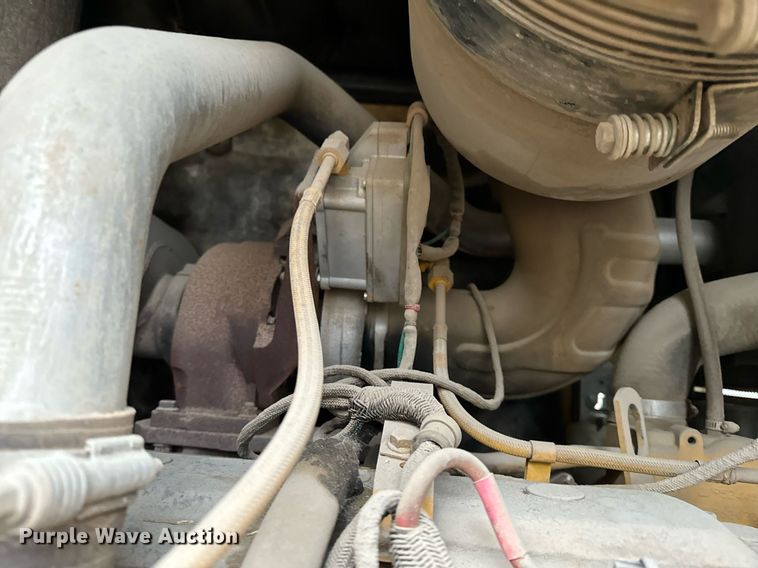 image for item NM9225 2011 John Deere 644K wheel loader