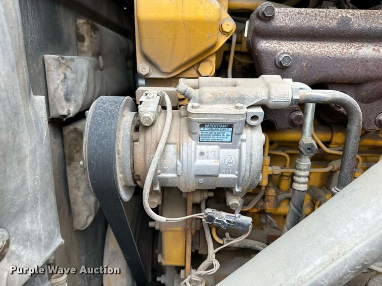 image for item NM9225 2011 John Deere 644K wheel loader