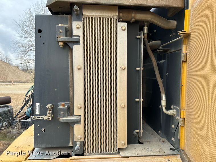 image for item NM9225 2011 John Deere 644K wheel loader