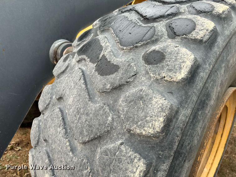 image for item NM9225 2011 John Deere 644K wheel loader