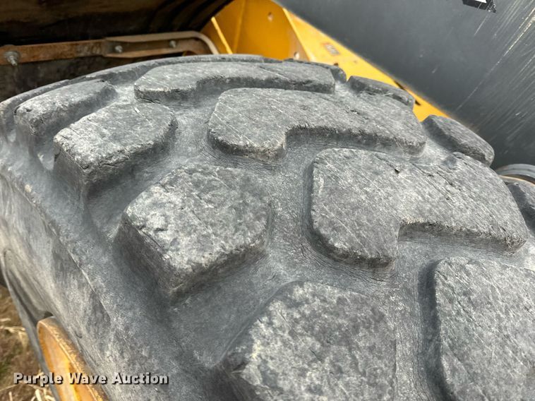 image for item NM9225 2011 John Deere 644K wheel loader