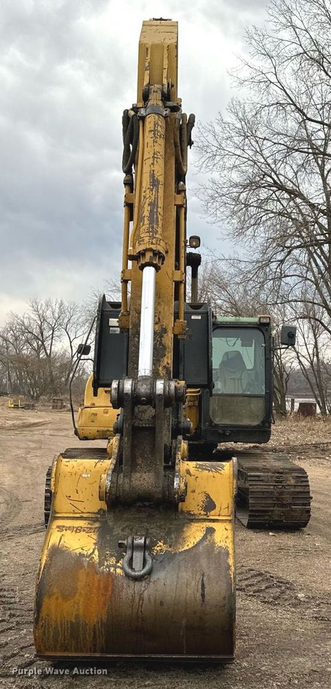 image for item NM9231 2002 Caterpillar 322C L excavator