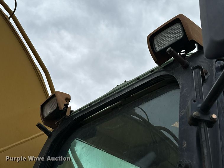 image for item NM9231 2002 Caterpillar 322C L excavator